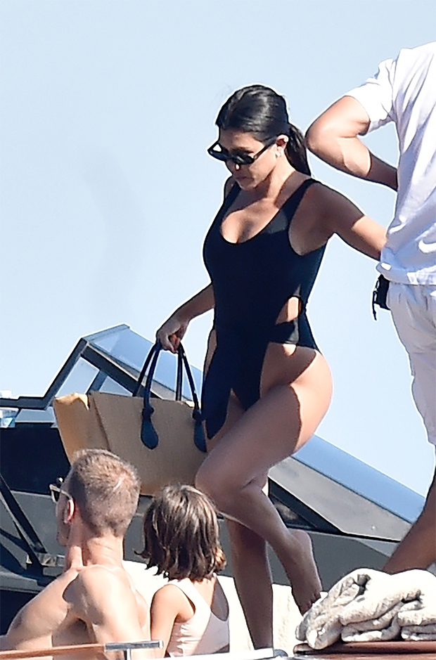 Kourtney Kardashian on vacation