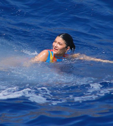 Kylie Jenner and Travis Scott have fun on a jet ski on Kylie's 22nd Birthday in Positano, Italy

Pictured: Kylie Jenner,Travis Scott
Ref: SPL5108576 100819 NON-EXCLUSIVE
Picture by: SplashNews.com

Splash News and Pictures
Los Angeles: 310-821-2666
New York: 212-619-2666
London: 0207 644 7656
Milan: +39 02 56567623
photodesk@splashnews.com

World Rights