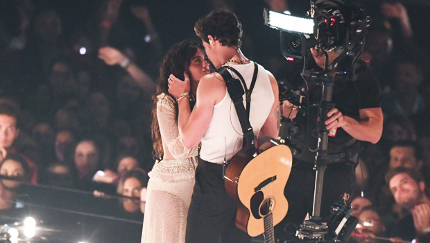 Shawn Mendes Camila Cabello At Vmas One Of The Sexiest Performances Hollywood Life