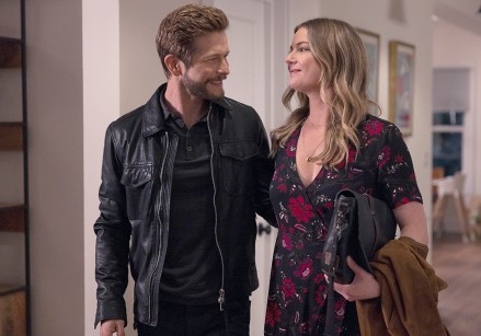 THE RESIDENT: L-R: Matt Czuchry and Emily VanCamp in the season finale ìNeon Moonì episode of THE RESIDENT airing Tuesday, May 17 (8:00-9:01 PM ET/PT) on FOX. ©2022 Fox Media LLC Cr: Nathan Bolster/FOX