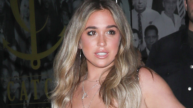 Kim Zolciaks Daughter Ariana Stuns In Pink Homecoming Dress Pics