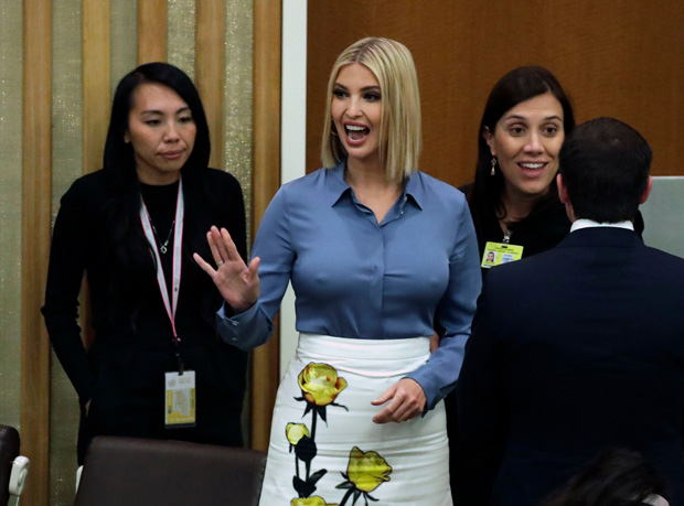 Ivanka Trumps Wardrobe Malfunction Un General Assembly See Pic