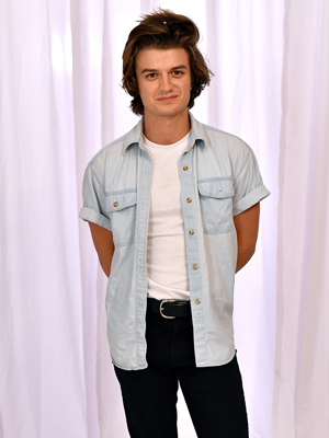 Joe keery stranger things premiere hi-res stock photography and images -  Alamy