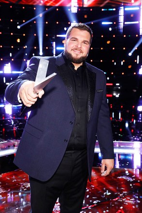 THE VOICE -- "Live Finale Results" Episode 1720B  -- Pictured: Jake Hoot -- (Photo by: Trae Patton/NBC)