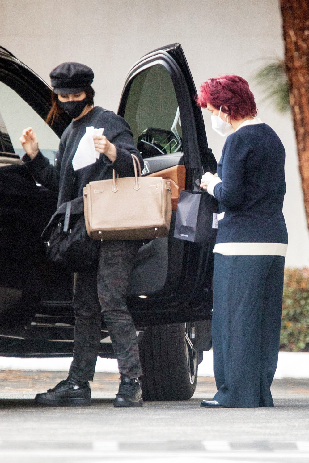 *EXCLUSIVE* Sharon Osbourne and daughter Aimee go shopping at Saks Fifth Avenue