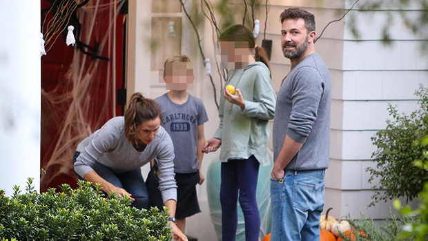 Ben Affleck Has Relapse Then Reunites With Jennifer Garner Kids Hollywood Life