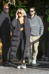 Los Angeles, CA  - *EXCLUSIVE*  - Khloe Kardashian and Scott Disick grab coffee together while camera crews film them in Woodland Hills. Khloe looks great in a black Prada coat for the outing.

Pictured: Khloe Kardashian, Scott Disick

BACKGRID USA 21 FEBRUARY 2020 

USA: +1 310 798 9111 / usasales@backgrid.com

UK: +44 208 344 2007 / uksales@backgrid.com

*UK Clients - Pictures Containing Children
Please Pixelate Face Prior To Publication*