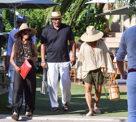Comedian Steve Harvey and wife Marjorie and kids are seen shopping in St Tropez in the south of France - July 19, 2018Pictured: Steve Harvey,Marjorie HarveyRef: SPL5011228 200718 NON-EXCLUSIVEPicture by: SplashNews.comSplash News and PicturesUSA: +1 310-525-5808London: +44 (0)20 8126 1009Berlin: +49 175 3764 166photodesk@splashnews.comAustralia Rights, Germany Rights, Italy Rights, New Zealand Rights, United Kingdom Rights, United States of America Rights