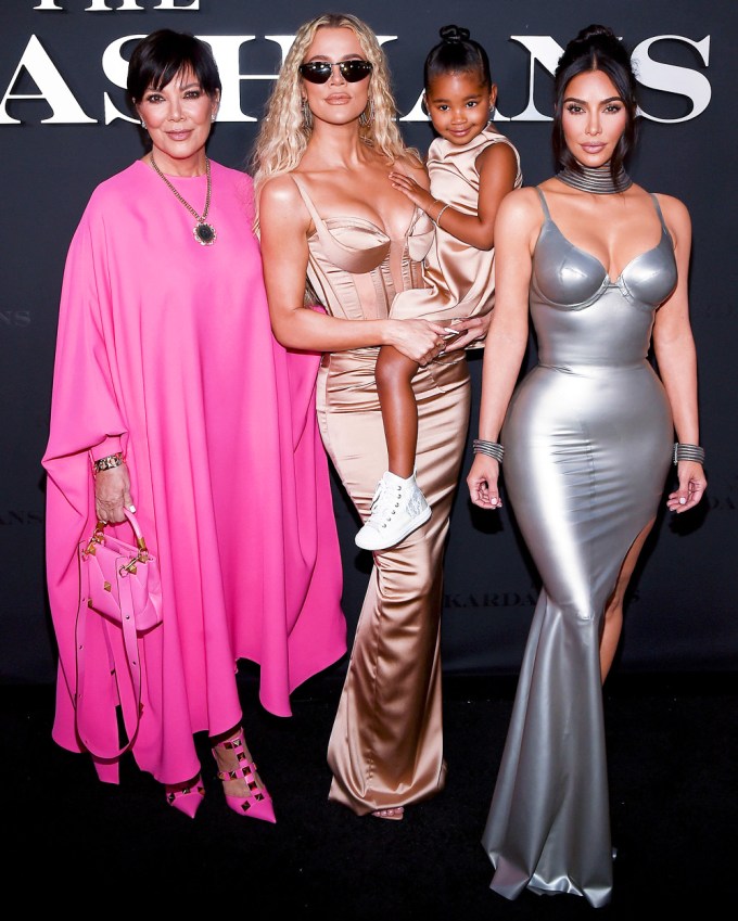 Khloe Kardashian Holds True At ‘The Kardashians’ Premiere