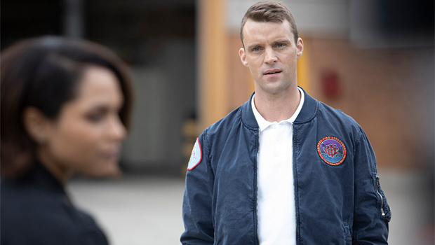 Chicago Fire Casey Dawson Brett Spoilers Ep Interview Hollywood Life