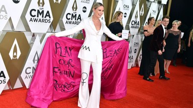 Jennifer Nettles CMA Awards