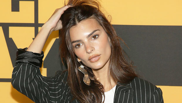 Emily Ratajkowski Is Bringing Back the Big '80s Belt