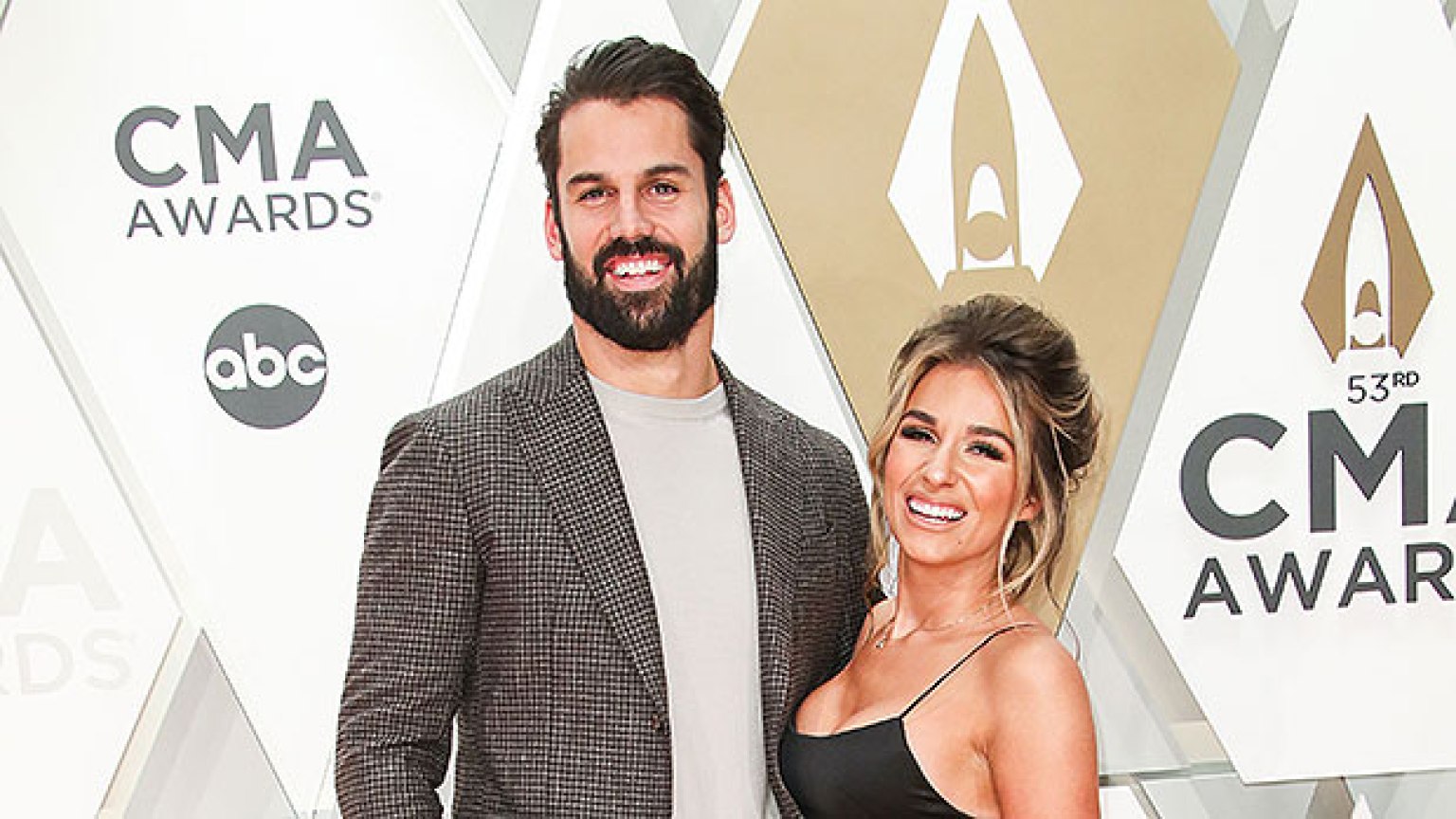 Jessie James Decker At CMA Awards 2019: She Rocks Sleek Black Dress ...