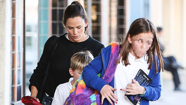 Jennifer Garner’s Daughter Seraphina Is As Tall As Her Mom In New Pic ...