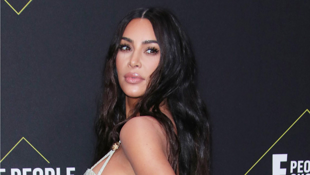 Kim And Khloe Kardashians Spray Tan Tips How To Apply Hollywood Life 9575