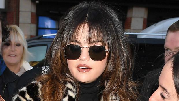 Selena Gomez S Bangs Longer Hair Pics Hollywood Life