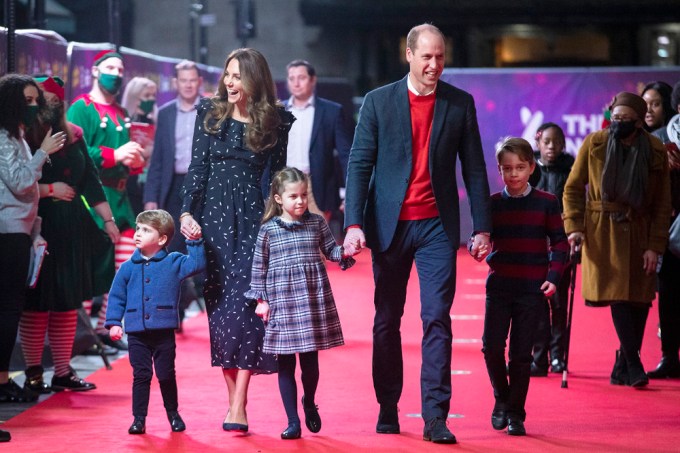 Kate Middleton & Prince William With Kids At London Theatre