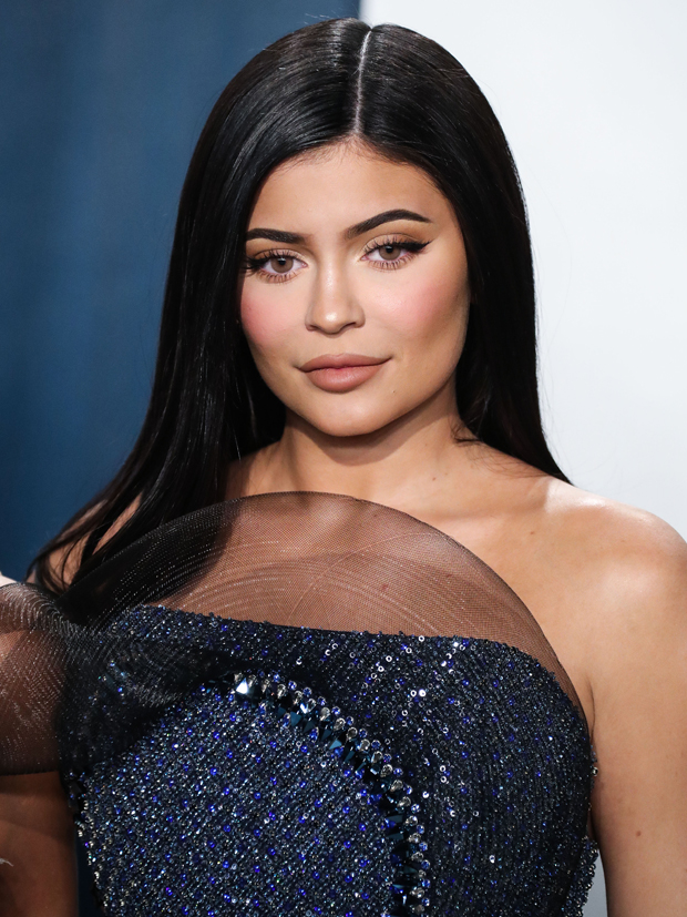 Kylie Jenner’s Hairstyles: Photos Of Her Different Hair colors ...