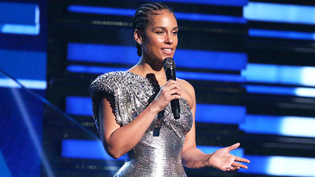 Alicia Keys At Grammys 2020: Silver Sequin Gown – Hollywood Life