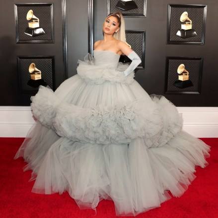 Gwen Stefani Grammy Awards Backstage January 26, 2020 – Star Style