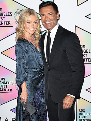 kelly ripa wears bejeweled turban