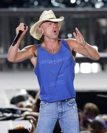 Kenny Chesney performs during the Trip Around the Sun Tour at Chase Field, in Phoenix, Arizona
Kenny Chesney in Concert - , AZ, Phoenix, USA - 23 Jun 2018