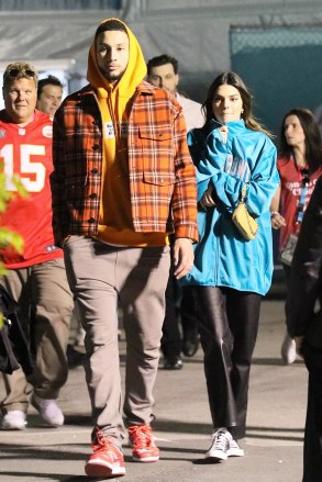 Miami, FL  - *EXCLUSIVE*  - Can love be in the air? The on-again-off-again couple, Kendall Jenner and Ben Simmons are seen leaving together from the 2020 Super Bowl in Miami.Pictured: Kendall Jenner, Ben SimmonsBACKGRID USA 2 FEBRUARY 2020 USA: +1 310 798 9111 / usasales@backgrid.comUK: +44 208 344 2007 / uksales@backgrid.com*UK Clients - Pictures Containing ChildrenPlease Pixelate Face Prior To Publication*