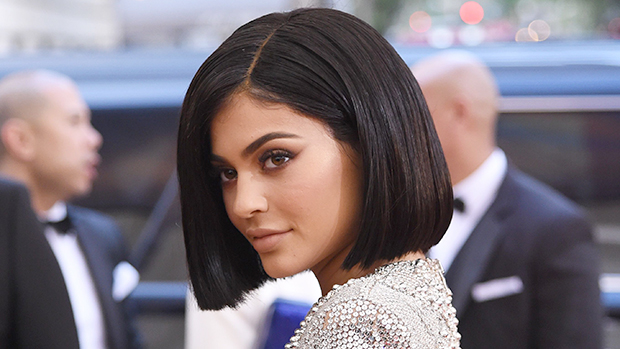 Kylie Jenner S Short Hair Makeover She Debuts New Bob Photo Hollywood Life