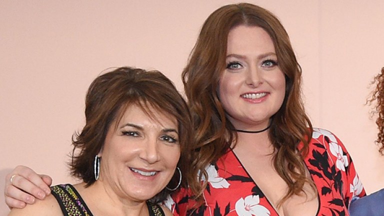 Lauren Ash Talks PCOS & How It Led To Weight Gain & Suicidal Thoughts