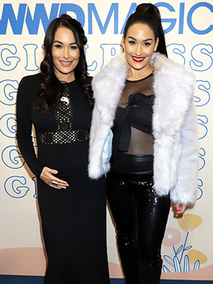 Nikki & Brie Bella’s Maternity Fashion: Pics Of Their Pregnancy Looks ...