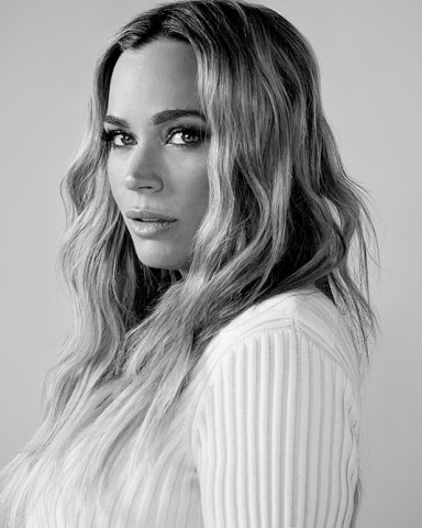 Teddi Mellencamp Bravely Shares Melanoma Cancer Update: Photos