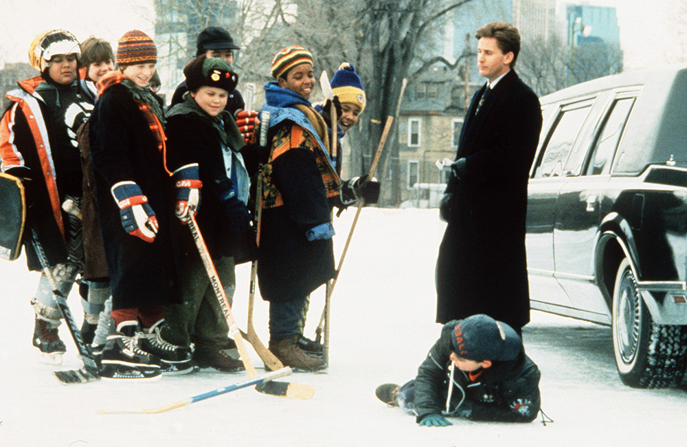 Editorial use only. No book cover usage.
Mandatory Credit: Photo by Disney/Kobal/Shutterstock (5878224i)
Emilio Estevez
The Mighty Ducks - 1994
Director: Stephen Herek
Walt Disney
USA
Scene Still
Family
Champions
Les petits Champions