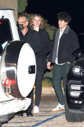 Malibu, CA  - Tom Hanks and Rita Wilson look classy as they exit Nobu after enjoying a family dinner in Malibu.Pictured: Tom HanksBACKGRID USA 23 NOVEMBER 2021 BYLINE MUST READ: BACKGRIDUSA: +1 310 798 9111 / usasales@backgrid.comUK: +44 208 344 2007 / uksales@backgrid.com*UK Clients - Pictures Containing ChildrenPlease Pixelate Face Prior To Publication*