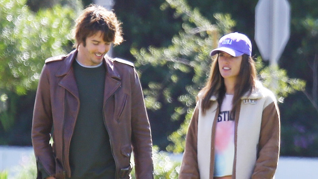 Alessandra Ambrosio Runs Into Ex Jamie Mazur While Walking With New Bf Hollywood Life