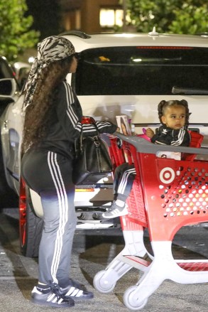 Hollywood, CA - *EXCLUSIVE* - Blac Chyna out and about with baby Dream at Target in Hollywood spending quality time with the adorable baby she shares with Rob Kardashian.  Chyna and Dream wore matching tracksuits and sneakers for the outing.  Chyna picked up her little girl and placed her in a shopping cart as she headed inside the store.  Photo: Blac Chyna, Dream Kardashian BACKGRID USA 23 AUGUST 2019 YOU MUST READ: JACK / BACKGRID USA: +1 310 798 9111 / usasales@backgrid.com UK: +44 208 344 2007 / uklie Cities.com If You Have Children Please Pixelate Your Face Before Downloading *