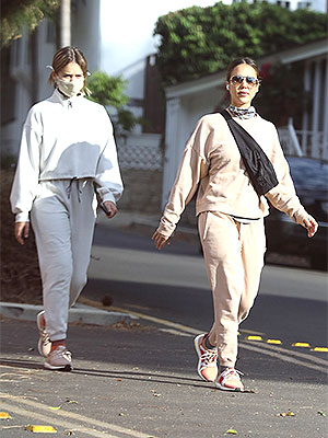 Jessica Alba, Honor Marie Warren