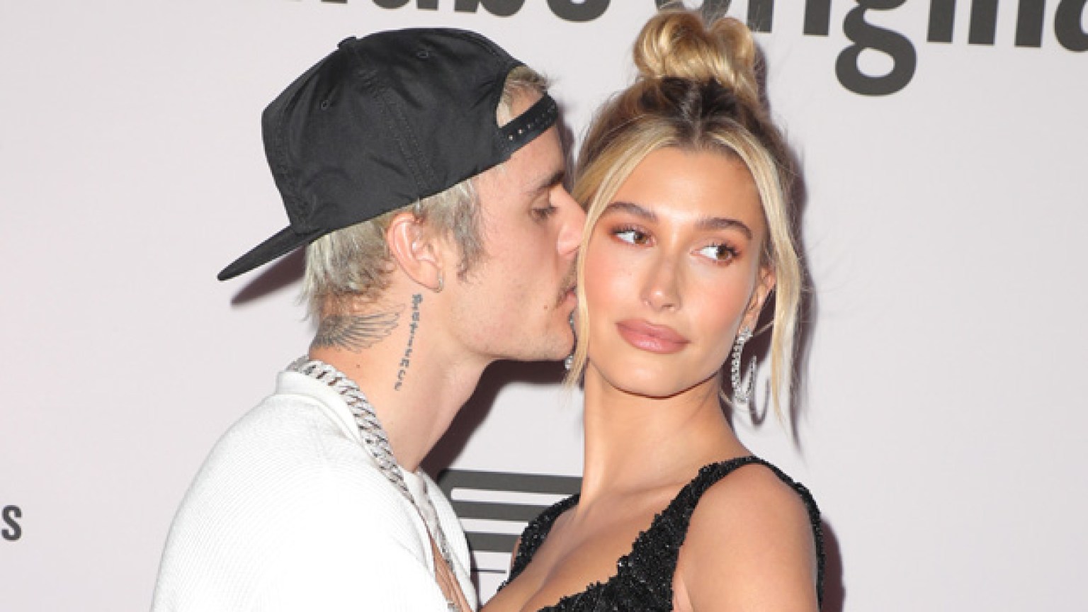 Justin Bieber And Hailey Baldwin Slay ‘savage Challenge In New Video Hollywood Life 6136