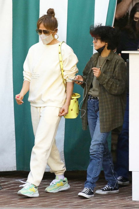 Jennifer Lopez & Emme Maribel Muniz: See the Mom & Child’s Best Photos