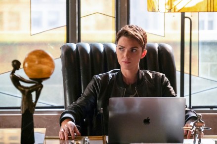 Batwoman -- "How Queer Everything Is Today!" -- Image Number: BWN110b_0504.jpg -- Pictured: Ruby Rose as Kate Kane -- Photo: Colin Bentley/The CW -- © 2019 The CW Network, LLC. All Rights Reserved.
