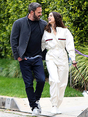 Ben Affleck Ana de Armas meeting kids