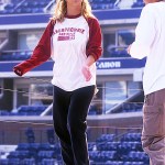 Britney Spears Rehearsing For Arthur Ashe Kids' Day at Usta National Tennis Center Flushing Ny On August 28 1999 Â
VARIOUS