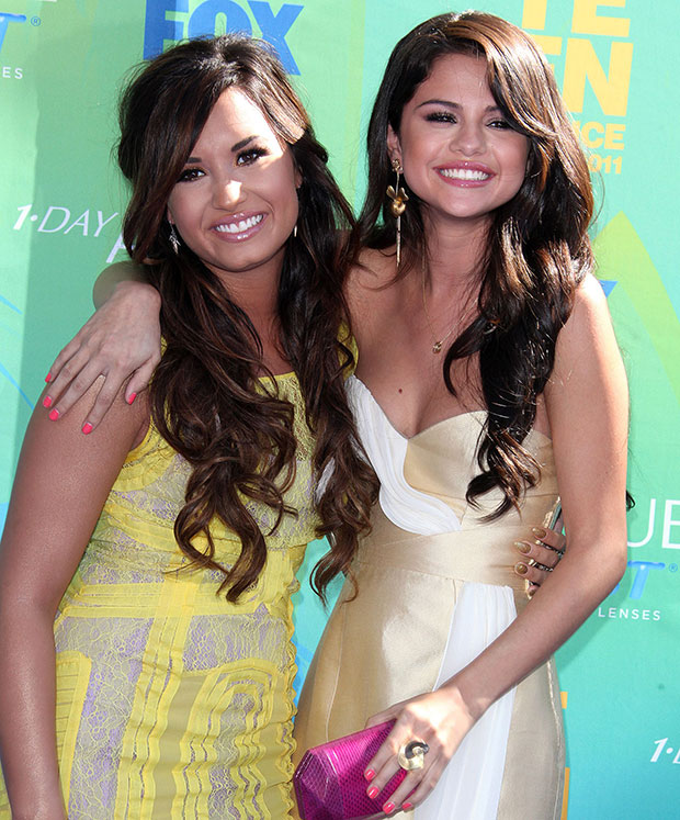 demi lovato, selena gomez