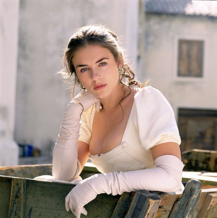 Editorial use onlyMandatory Credit: Photo by ITV/Shutterstock (509209q)LIZ HURLEY IN 'SHARPE' - 1993ITV archive