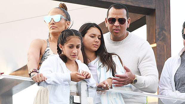 Alex Rodriguez, Jennifer Lopez play baseball while quarantining