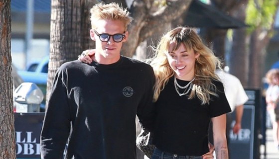Miley Cyrus & Cody Simpson
