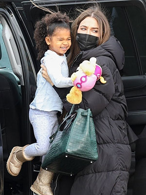 Khloé Kardashian's baby girl True Thompson turns one! - Foto 1