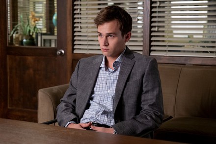 13 REASONS WHY  (L to R) BRANDON FLYNN as JUSTIN FOLEY in episode 407 of 13 REASONS WHY  Cr. DAVID MOIR/NETFLIX © 2020