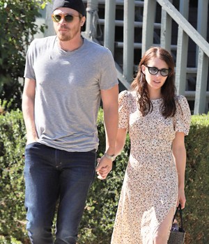 Emma Roberts Garrett Hedlund