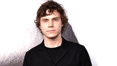 Evan Peters