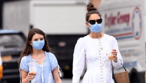 Katie Holmes, Suri Cruise